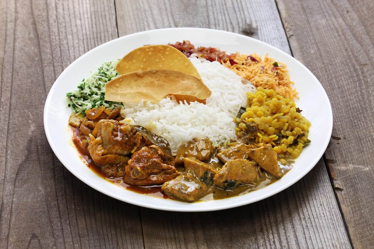 Sri Lankan Authentic Rice and Curry Dish: The National Dish You Must Try!